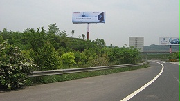 成南高速单立柱广告牌